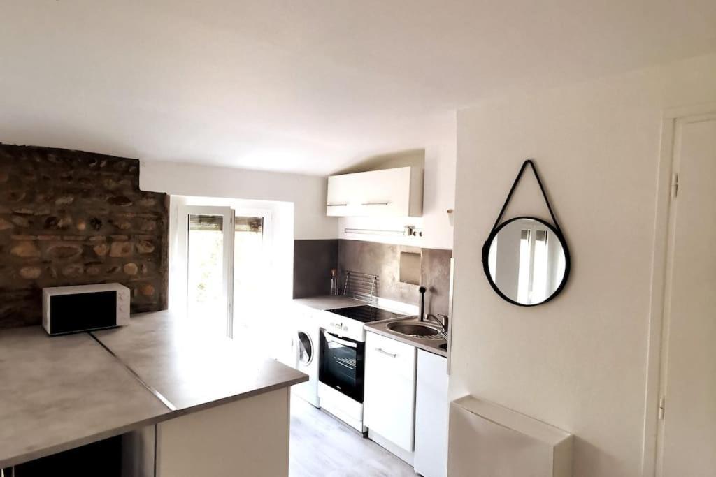 Studio Coquet Avec Vue Sainte-Foy-les-Lyon Exterior photo
